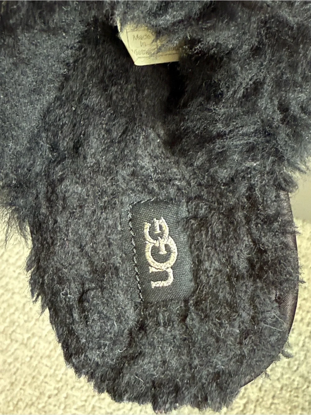 UGG Kids Cozy Slipper Sequin Black Sparkle Fluffy Slide Size 1